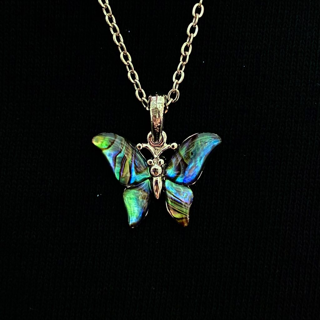 Glacier Pearle Butterfly Necklace